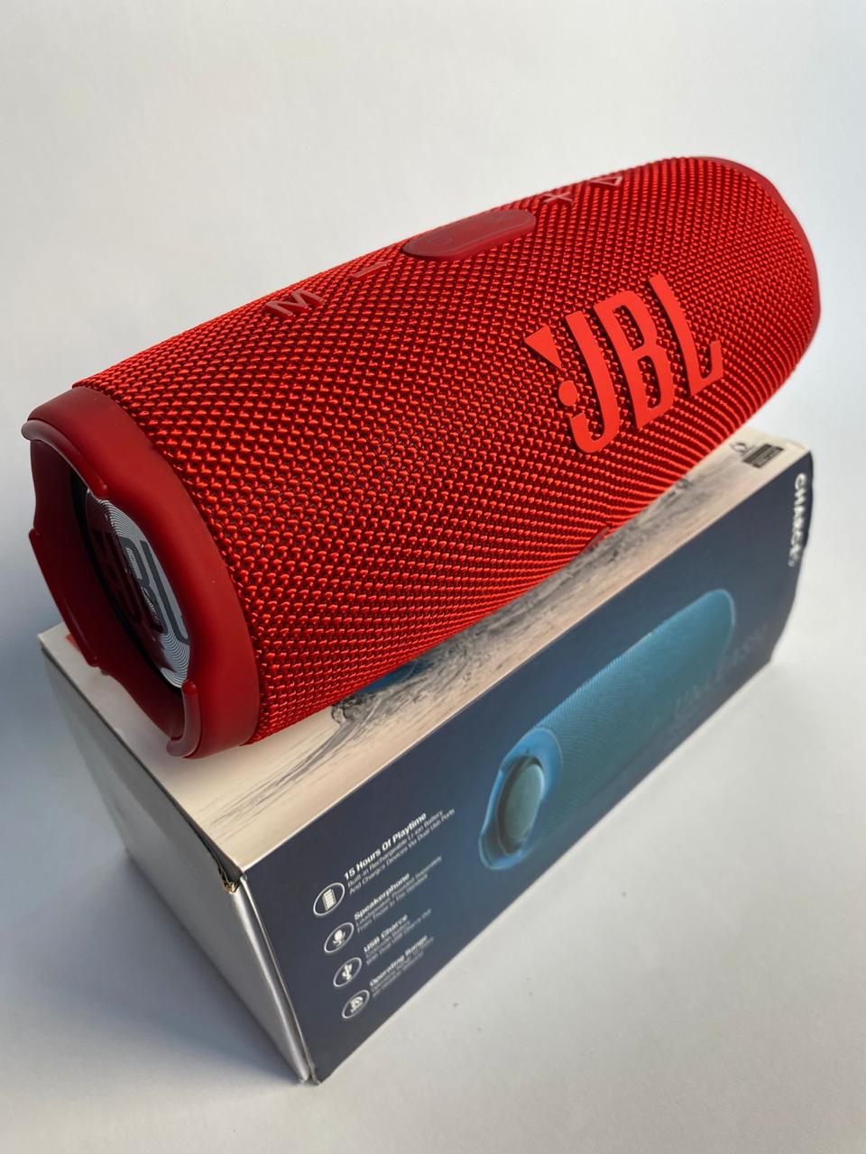 Parlante JBL Charge 5 + Regalo