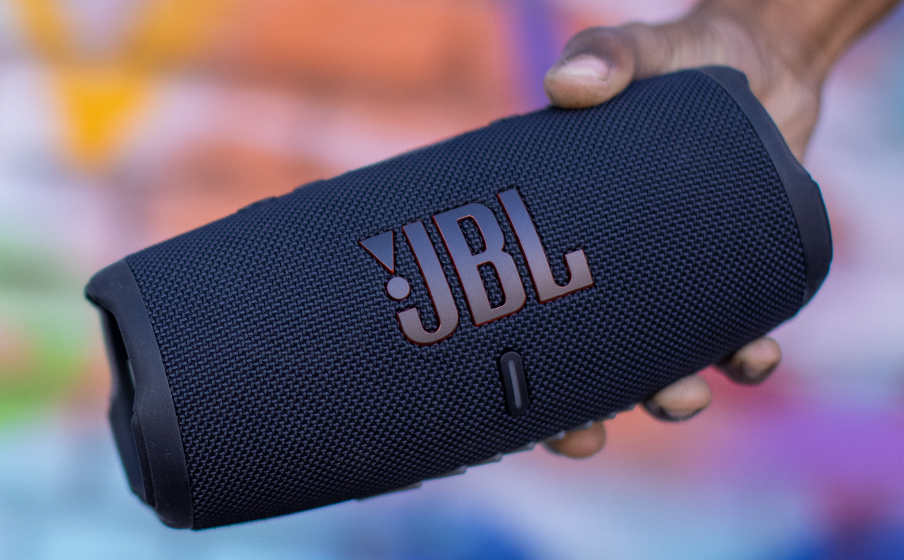 Parlante JBL Charge 5 + Regalo